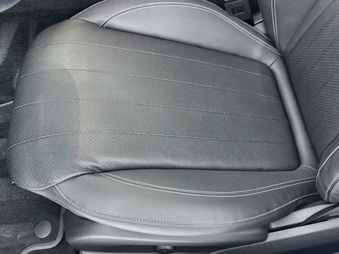 Used 2022 Mercedes-Benz E 350 Sedan image 21