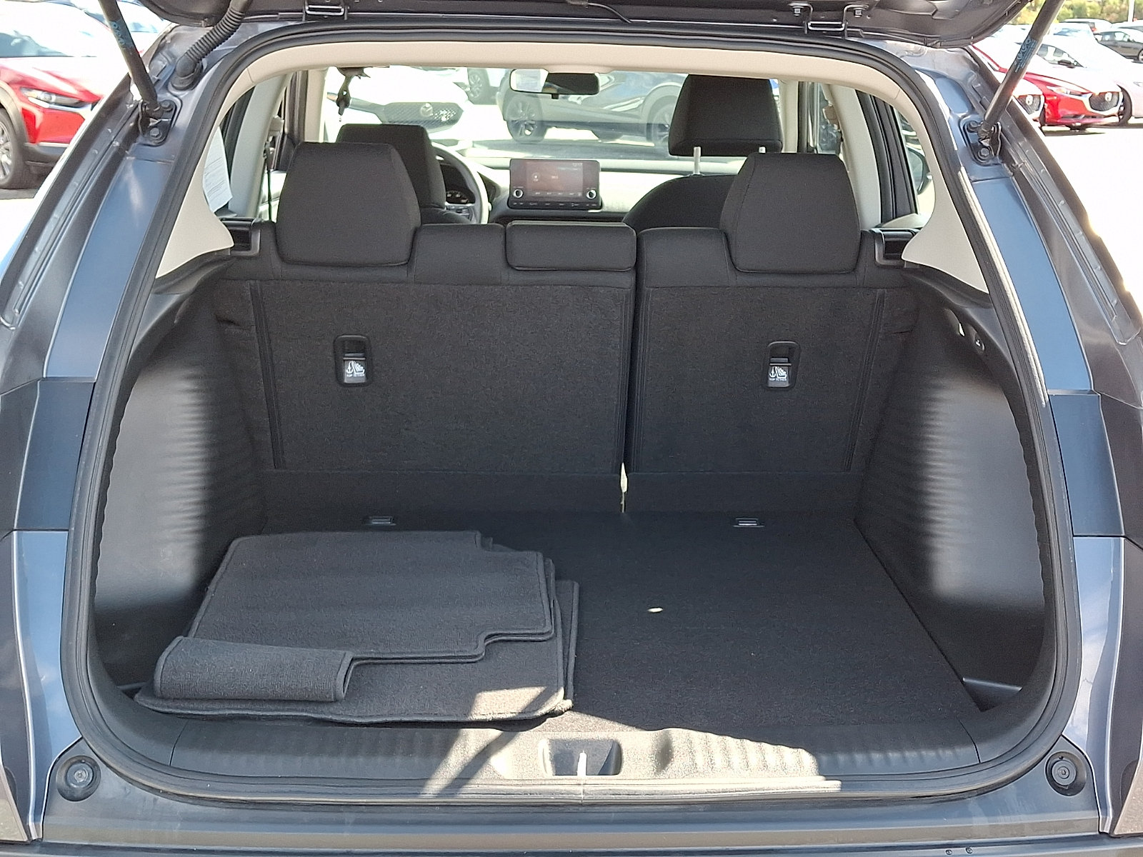 Used 2024 Honda HR-V LX image 28
