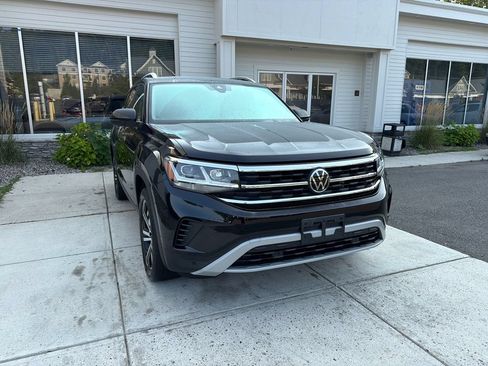 Used 2023 Volkswagen Atlas SEL AWD/4WD image 4