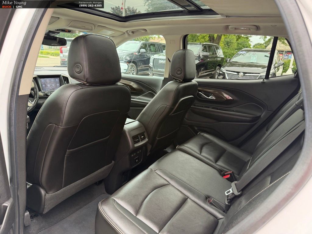 Used 2018 GMC Terrain Denali w/ Advanced Safety Package AWD/4WD image 13