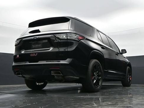 Used 2019 Chevrolet Traverse Premier w/ Redline Edition AWD/4WD image 38
