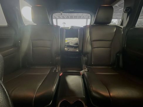 Used 2020 Honda Pilot Black Edition image 26