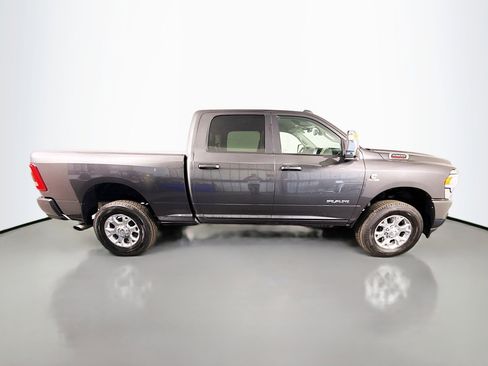 Used 2024 RAM 2500 Laramie image 11