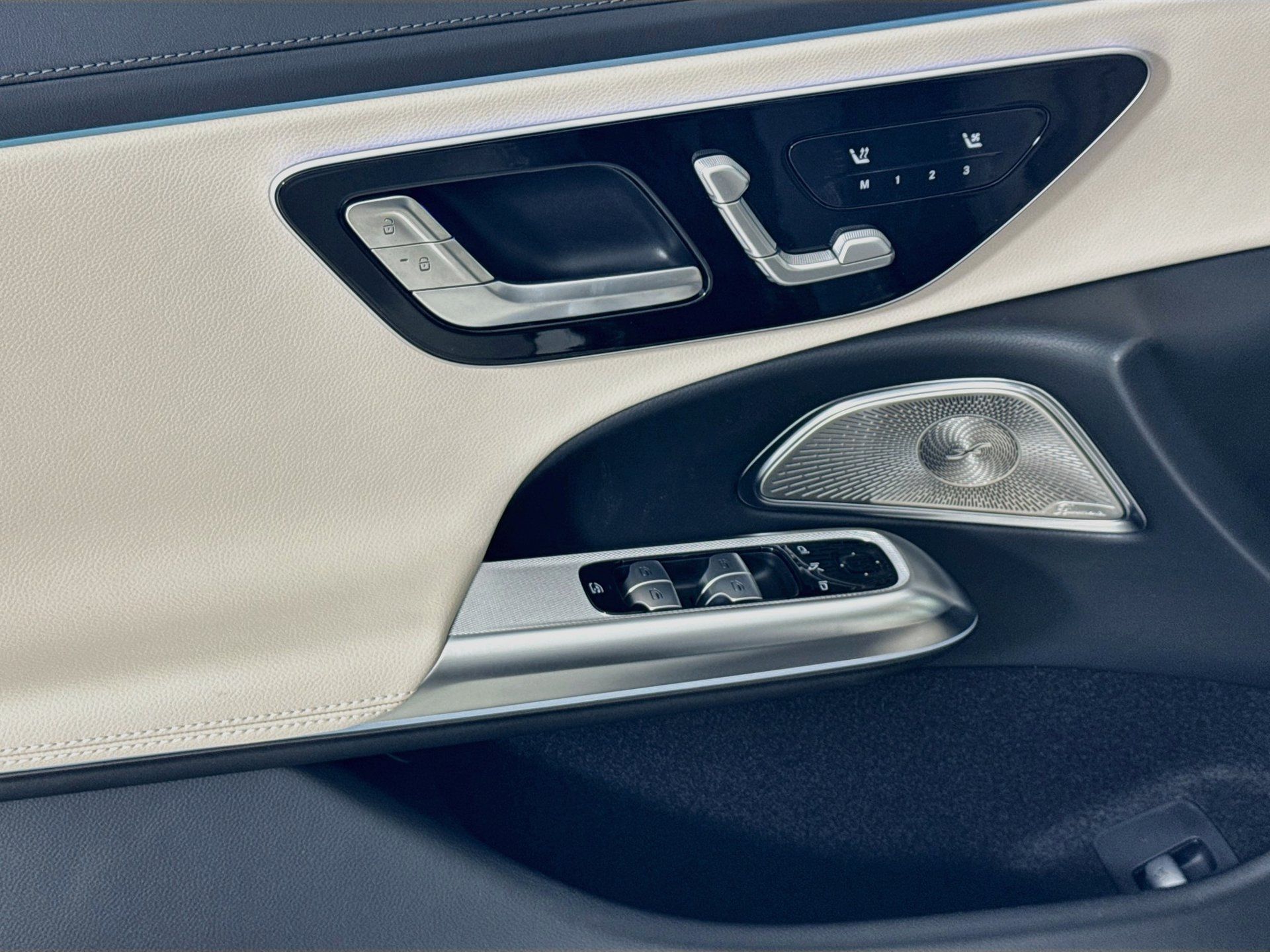 New 2027 Mercedes-Benz E 350 4MATIC Sedan image 19