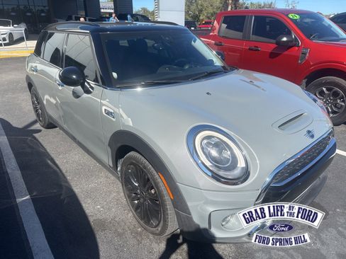 Used 2019 MINI Cooper Clubman S w/ Premium Package image 1