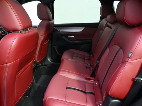 Used 2025 MAZDA CX-70 Plug-In Hybrid w/ Premium Plus image 21