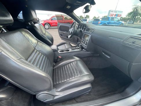 Used 2012 Dodge Challenger R/T Plus image 17