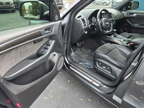 Used 2016 Audi SQ5 Prestige w/ Prestige Package image 21