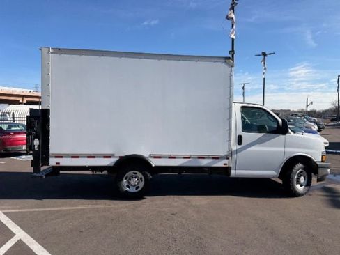 Used 2020 Chevrolet Express 3500 w/ Power Convenience Package image 19