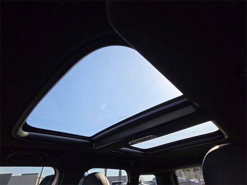 Used 2021 MINI Cooper Countryman Oxford Edition image 23