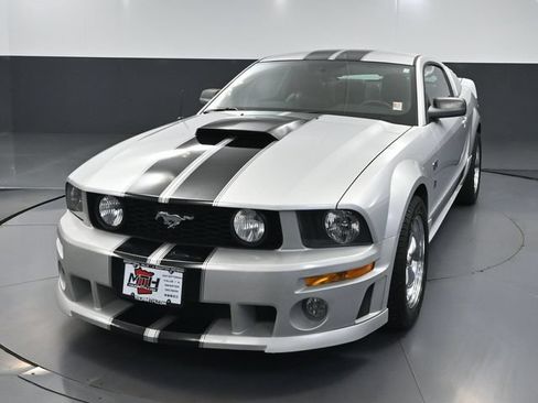 Used 2006 Ford Mustang GT Premium RWD image 10