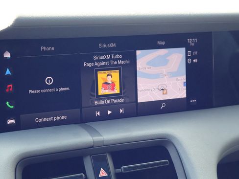 Certified 2022 Porsche Taycan image 16