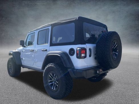 Used 2024 Jeep Wrangler Unlimited Sport AWD/4WD image 6