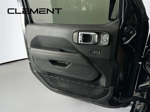 Used 2021 Jeep Gladiator Mojave AWD/4WD image 27