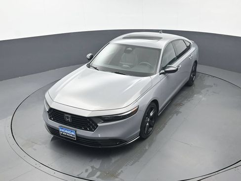 Used 2024 Honda Accord Sport image 35