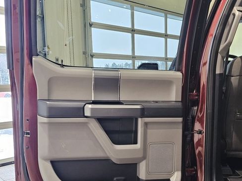 Used 2017 Ford F150 XLT w/ Equipment Group 302A Luxury image 34