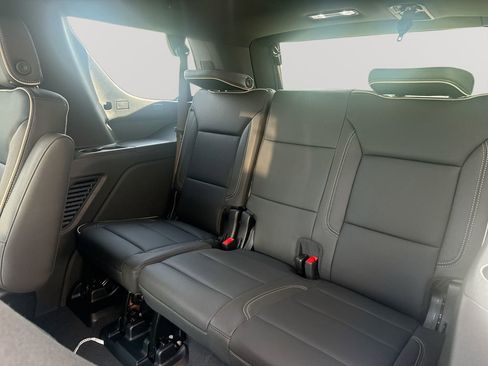 New 2026 GMC Yukon Elevation w/ Elevation Premium Package AWD/4WD image 31