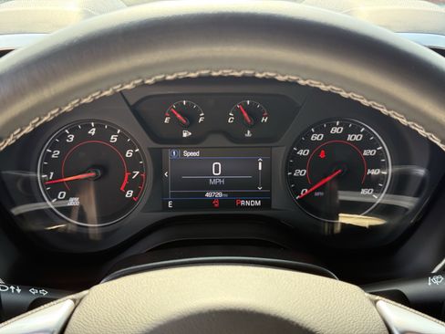 Used 2022 Chevrolet Camaro LT RWD image 18