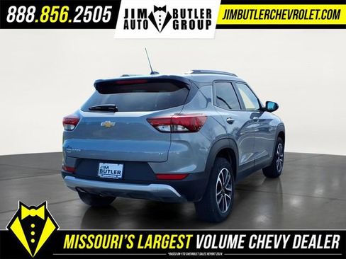 Used 2025 Chevrolet TrailBlazer LT image 4