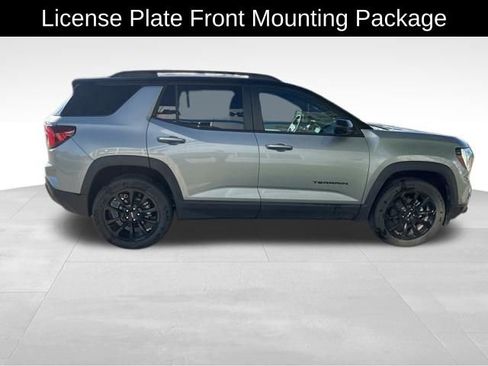 Used 2025 GMC Terrain Elevation w/ Elevation Premium Package AWD/4WD image 7