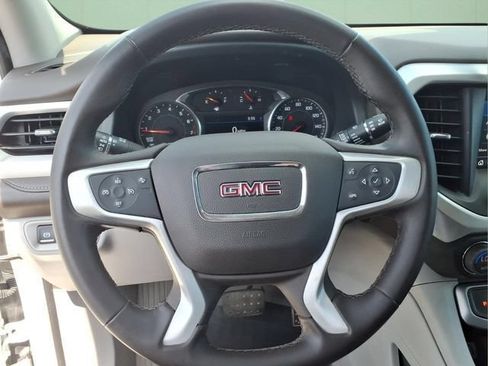 Used 2023 GMC Acadia SLT AWD/4WD image 24