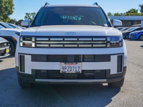 Used 2025 Hyundai Santa Fe SEL image 2