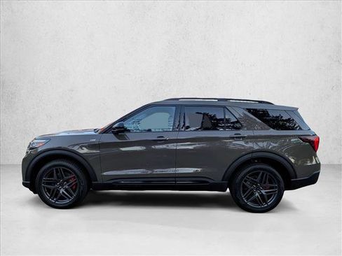 New 2026 Ford Explorer ST-Line w/ ST-Line Street Pack image 9