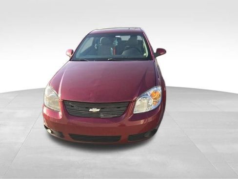 Used 2009 Chevrolet Cobalt LT w/ Preferred Equipment Group FWD image 2