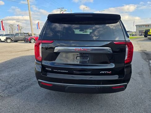 Used 2024 GMC Yukon XL AT4 w/ Technology Package AWD/4WD image 4