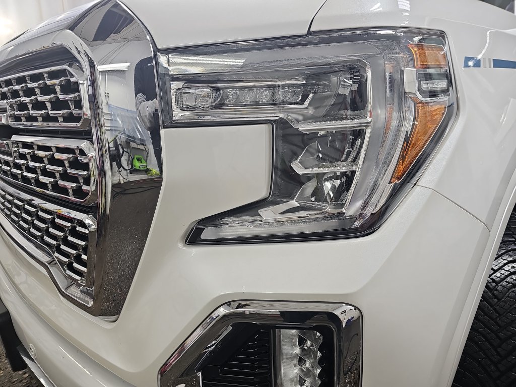 Certified 2021 GMC Sierra 1500 Denali w/ Denali Ultimate Package AWD/4WD image 36