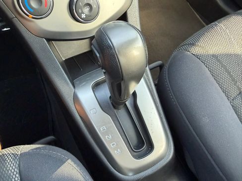 Used 2014 Chevrolet Sonic LT w/ Fun and Sun Package FWD image 43