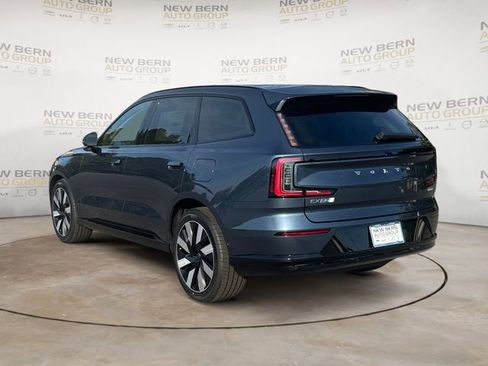 New 2025 Volvo EX90 Ultra image 3