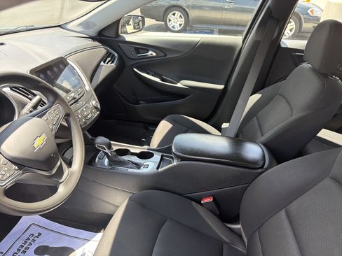 Used 2023 Chevrolet Malibu LS FWD image 35