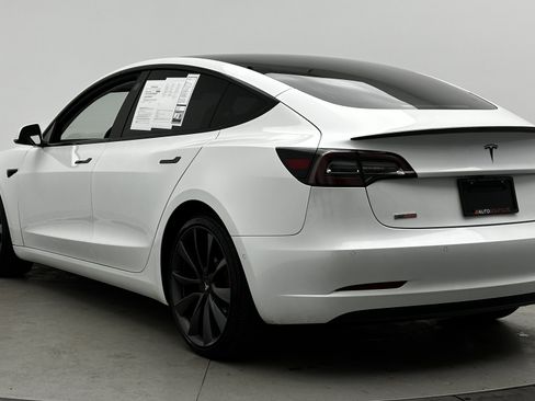 Used 2020 Tesla Model 3 Performance image 5