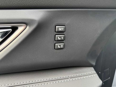 New 2026 Subaru Ascent Limited image 6