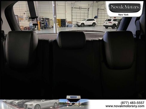 Used 2023 Honda Odyssey Touring image 14