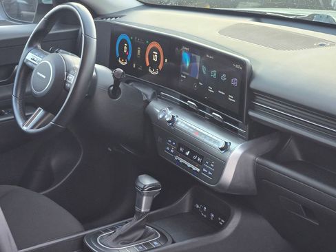 Certified 2024 Hyundai Kona SEL image 11