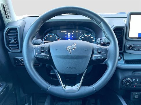 Used 2023 Ford Bronco Sport Badlands image 11