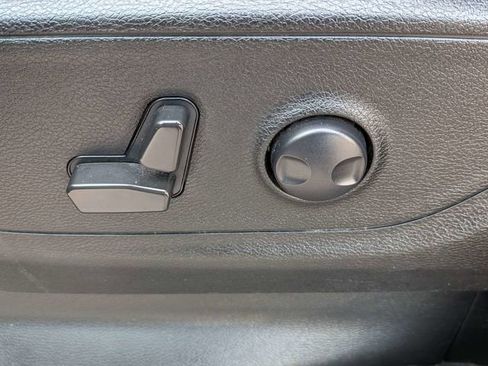 Used 2022 RAM 1500 Big Horn RWD image 18