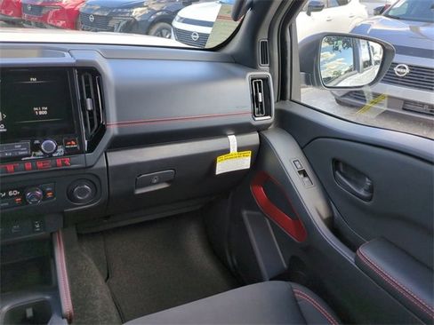 New 2026 Nissan Frontier PRO-4X w/ Pro-4x Convenience Package image 15