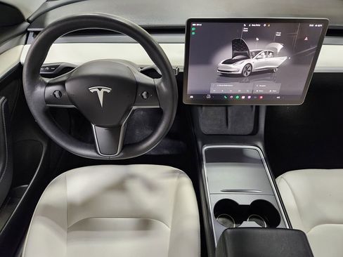 Used 2022 Tesla Model 3 Long Range image 46