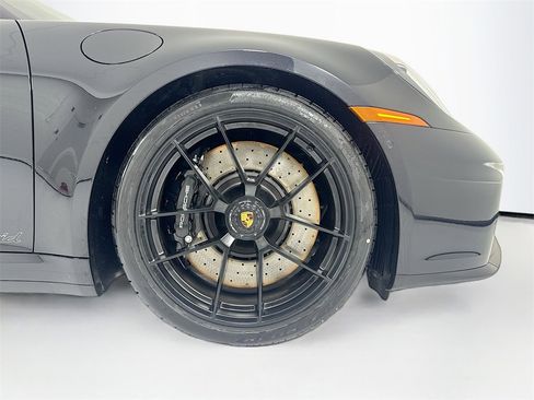 New 2026 Porsche 911 Carrera GTS image 13