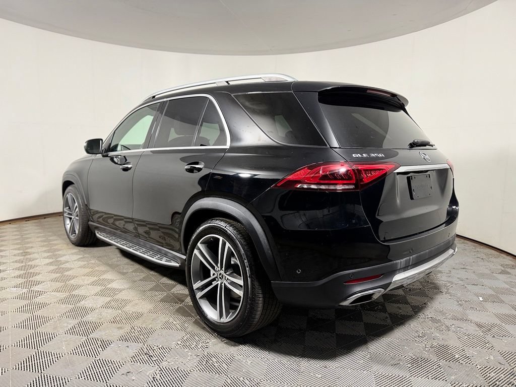 Used 2021 Mercedes-Benz GLE 350 w/ Premium Package image 4
