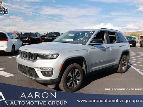 Used 2022 Jeep Grand Cherokee Limited 4xe w/ Luxury Tech Group II AWD/4WD image 1