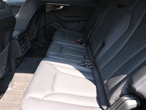 Used 2023 Audi Q7 2.0T Premium Plus AWD/4WD image 9