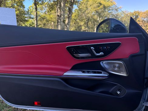 Used 2024 Mercedes-Benz CLE 450 4MATIC Cabriolet image 91