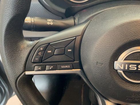 Used 2022 Nissan Kicks S FWD image 14