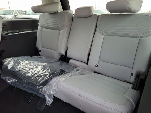 New 2026 Ford Expedition Platinum w/ Platinum Ultimate Package image 8