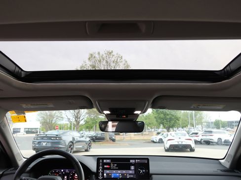 Used 2023 Honda Accord Touring image 29