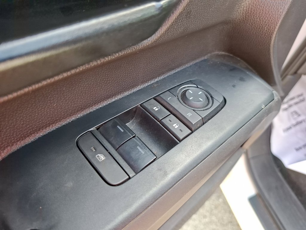 Used 2024 Toyota Tacoma SR RWD image 12